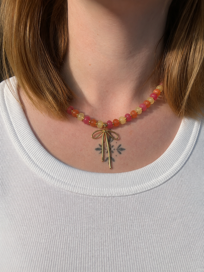 BOW necklace