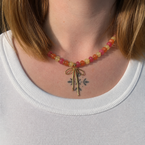 BOW necklace
