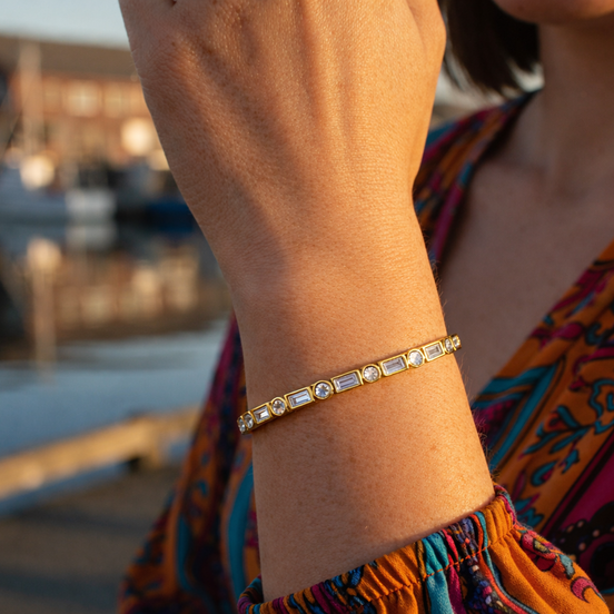 AVIRA Bracelets