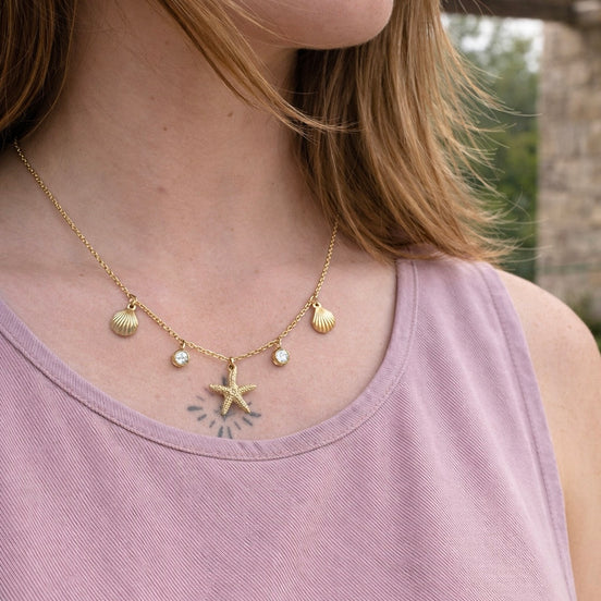 BEACH necklace