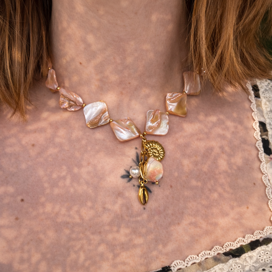 PINK SEA necklace