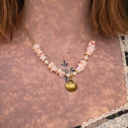 CORAL necklace